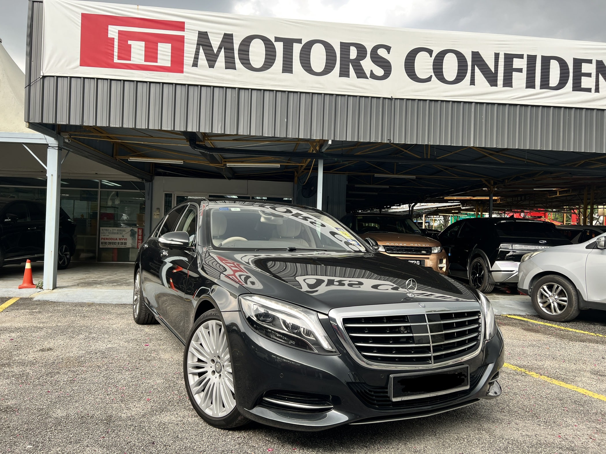 Mercedes Benz S400