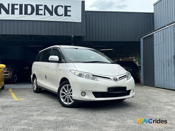 Toyota Estima 2.4 Aeras